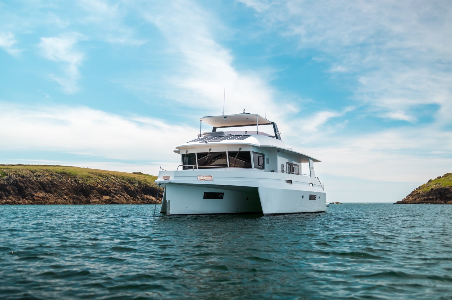 L'indécis Front View